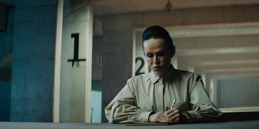 《饥饿站台》讲了啥?电影中的10层隐喻,完整详细剖析电影细节