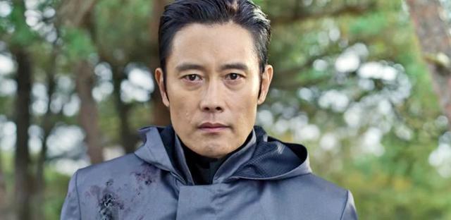 韩剧《鱿鱼游戏》完整版1-9集在线免费播放